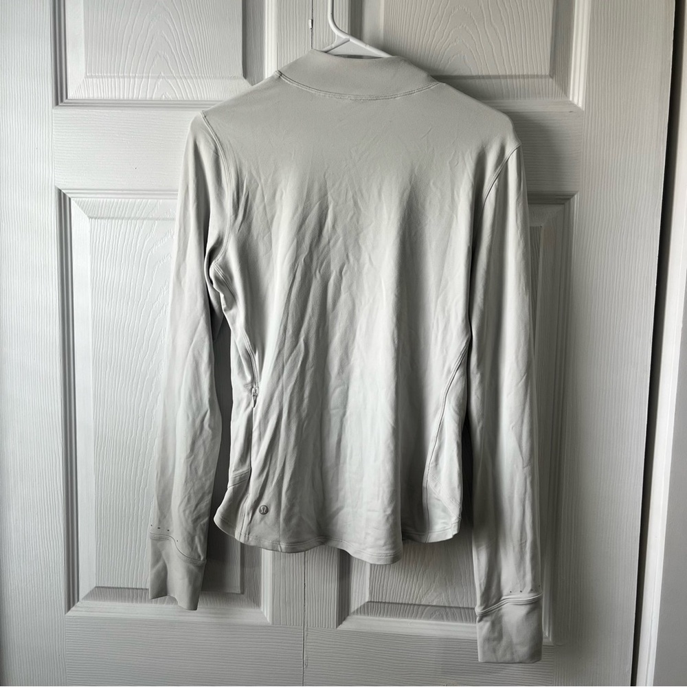 Lululemon Grey/White Mock Neck Long Sleeve Shirt Size 8 - Picture 6 of 6